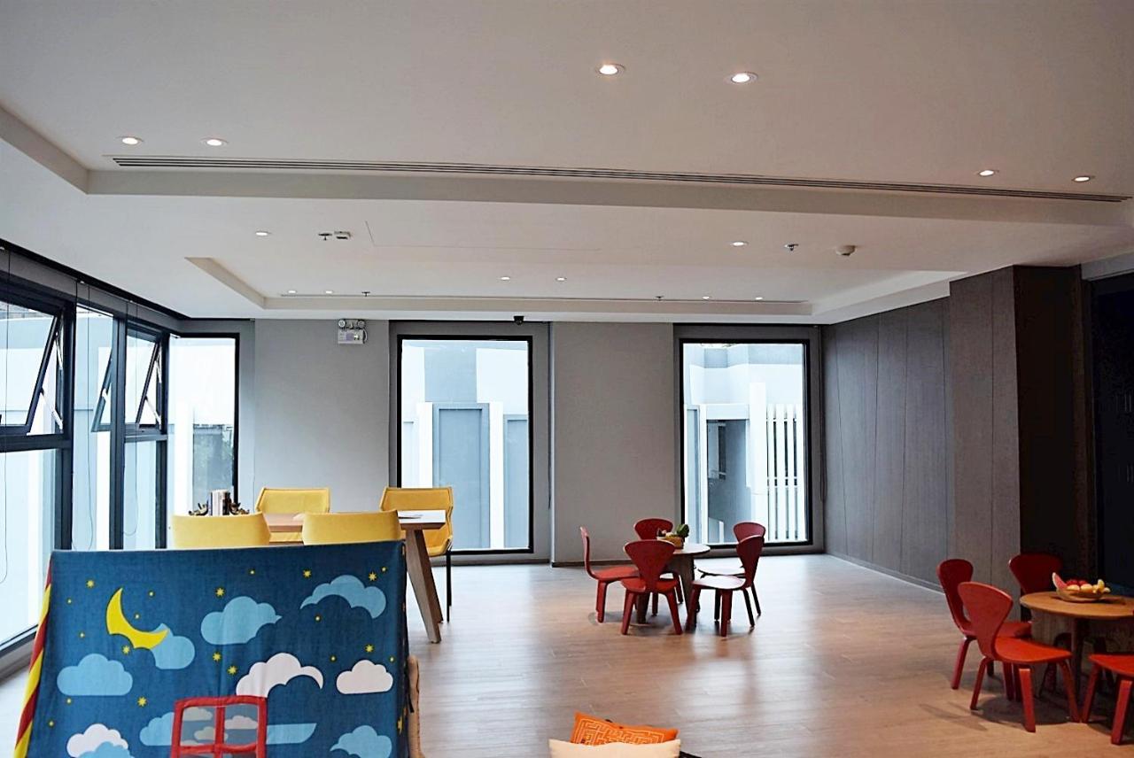 The Base Central Apartments Паттая Екстер'єр фото
